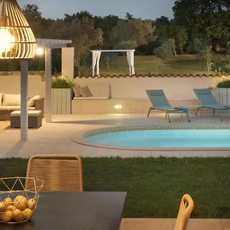 Private 9000qm Estate With Pool And Yacuzzi And Sauna Absolute Privacy Near Fazana