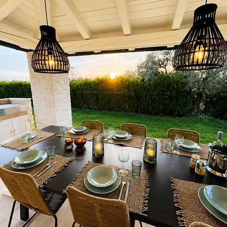 فيلة Private 9000qm Estate With Pool And Yacuzzi And Sauna Absolute Privacy Near Fazana Juršići