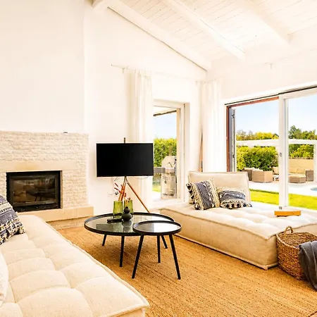 Private 9000qm Estate With Pool And Yacuzzi And Sauna Absolute Privacy Near Fazana فيلة *